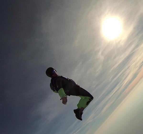 "Hooked" on skydiving.  #skydiving #freedom