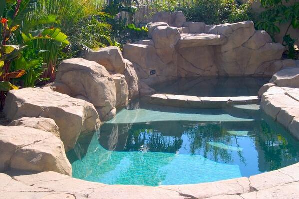 PoolPorn's tweet photo. Love this! http://t.co/2fW6OQFsyn
