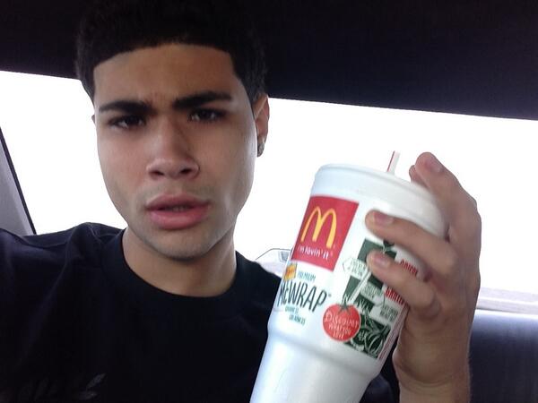 iamronniebanks's tweet photo. Sweet dolla tea http://t.co/HwxdZLqYcH