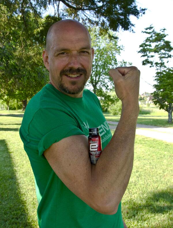 WesStearns1's tweet photo. powering through my workouts with an e+shot
#IsaBody #Broadcastit http://t.co/1LngWrF9FN