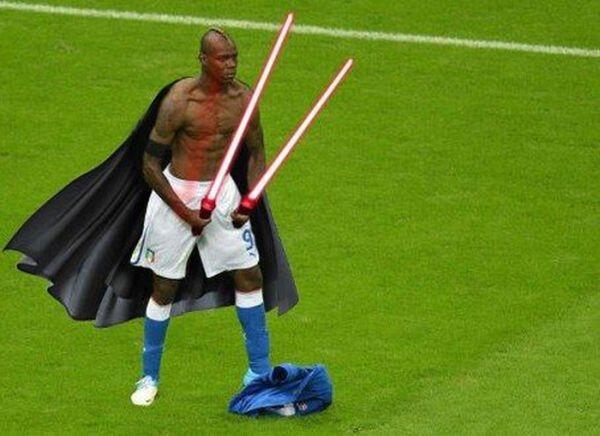 Mario Balotelli tweet media