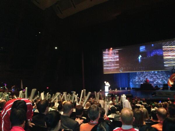 Cheesenips's tweet photo. Hanging out at the White Hat Awards. Quite the rockin' crowd!  #whitehatyyc http://t.co/1lm0TDYb6Q