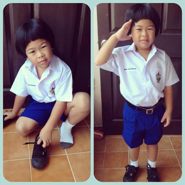 Levi_Replay's tweet photo. น้องลีวายส์ไปโรงเรียนวันแรกกก ป.1แล้ววว http://t.co/GU4vAkLtOG