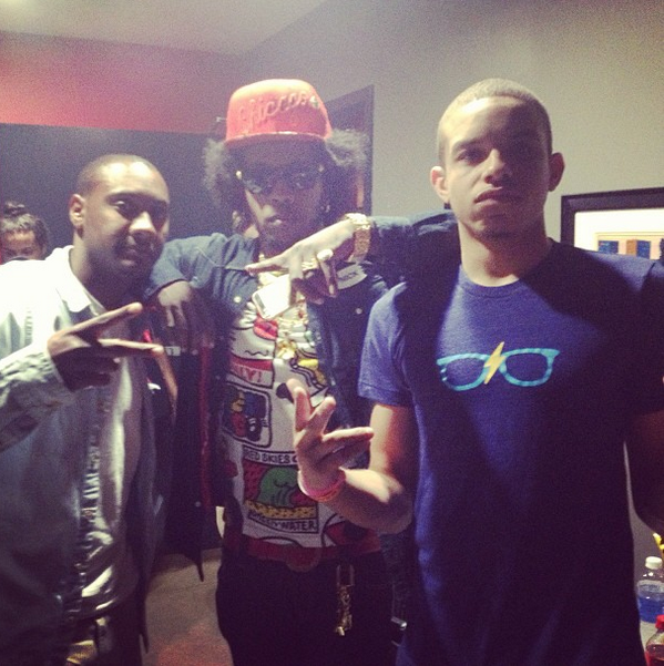 DMVFollowers's tweet photo. @TrinidadJamesGG @ShyGlizzy video coming out soon! Here's us with Trinidad last night. #DMV2ATL: http://t.co/drktbjPbT6