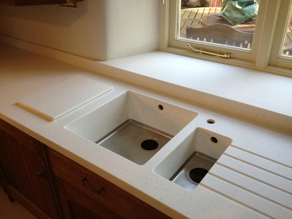 Solid Surface Ne Ltd On Twitter Corian Whitecap Kitchen With