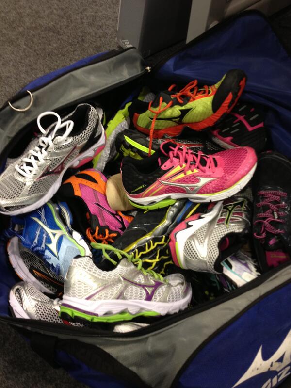RunShoeReview's tweet photo. Great to see all the new models and color updates @Mizuno_Running http://t.co/WuPIjdNf7S