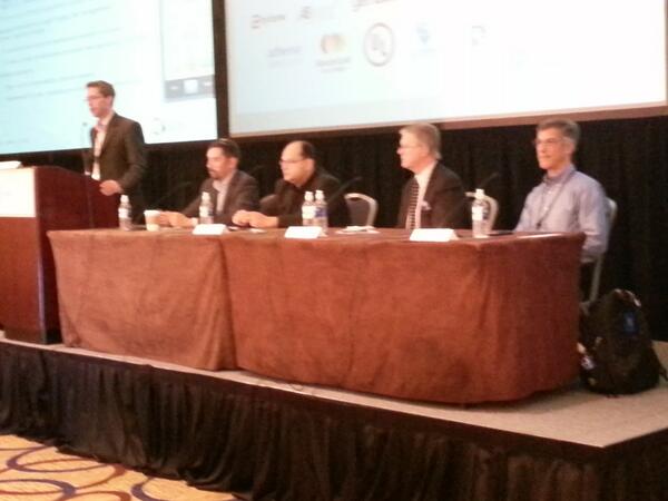 AccelerateNFC's tweet image. Daniel Bailin from @HIDGlobal and Amit Malhotra from @DeviceFidelity present on the state of #NFC at #NFCSolutions.