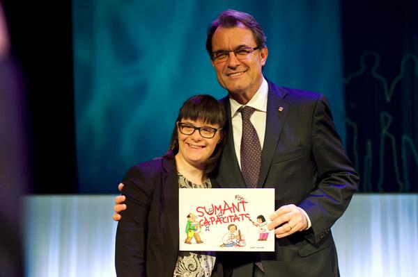 annetavives's tweet photo. Artur Mas i Anna #galacataladelany #sumantcapacitats http://t.co/ltMDpan6Nv