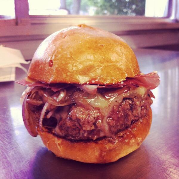 Thank u @EasySliderTruck for a delicious and super cute dinner last night!!!