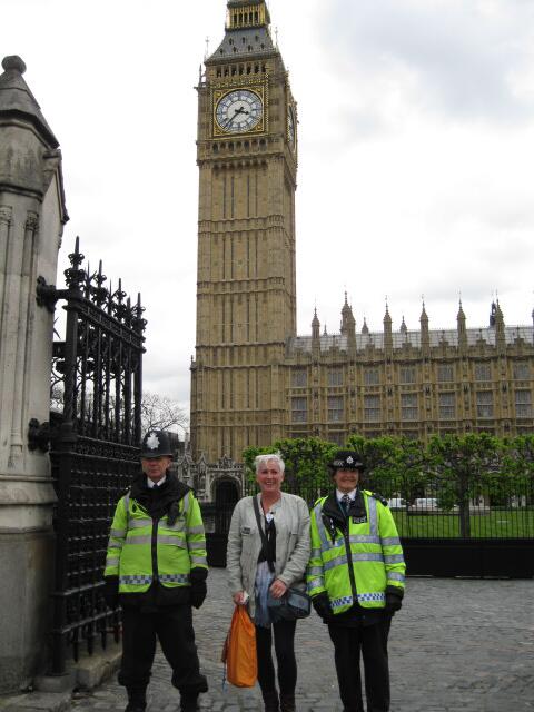 Yesterday in Parliament
After a hard day of feeding MP's cake  <a href="/CakesJos/">Jo's cakes</a> heads home.