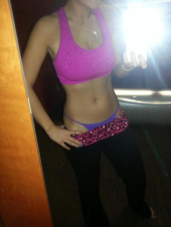 twitter yoga pant