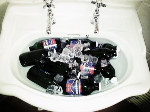 Simon Carroll tweet media