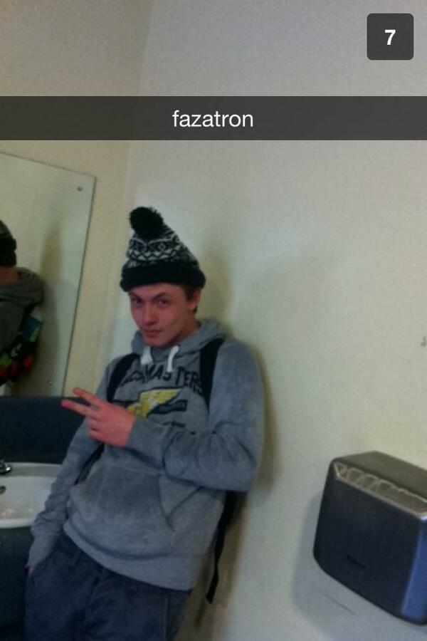 His hat brings all the girls to the yard and he is like ... my names o'faz xox <a href="/eoghan_farrell/">Eoghan Farrell</a>