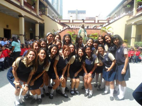 _TheMaryJane's tweet photo. La promo VIII del PSJT es la mas preciosa ok? ok! http://t.co/NGKhOlHT6z
