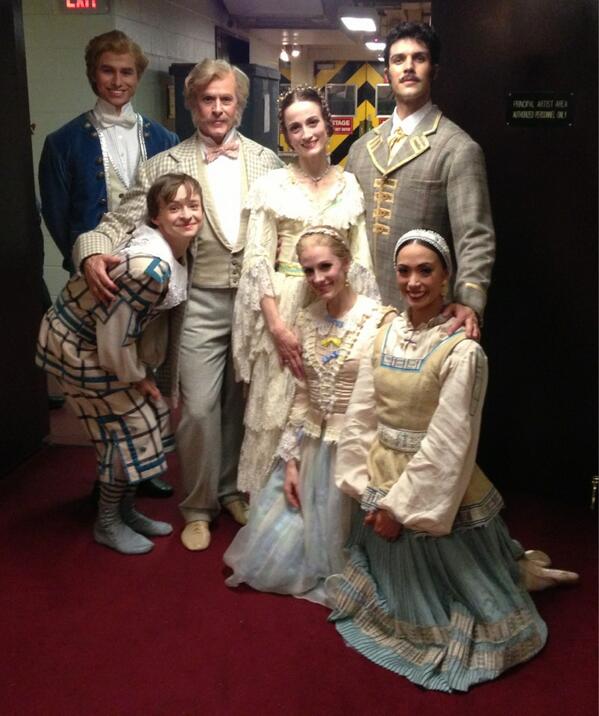 RobertoBolle's tweet photo. Family portrait
#AMonthInTheCountry 
Last night after show 👍 http://t.co/4B5qA3FKAX