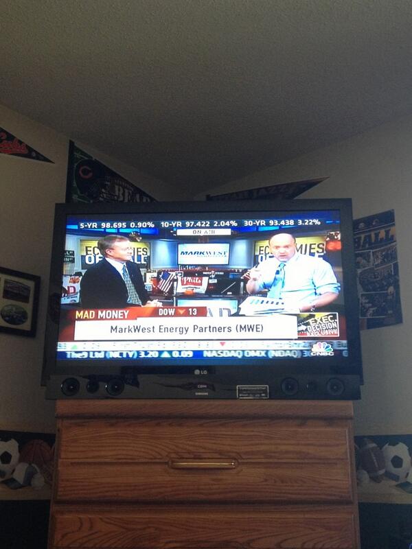 kylervandeberg's tweet image. Yes, I do watch this show every day. #BusinessNerd #MadMoney 💰💸💵