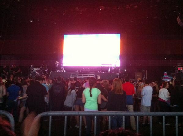 m_tyson7's tweet image. moved up to 2nd row. whaaaaaat #megproblems