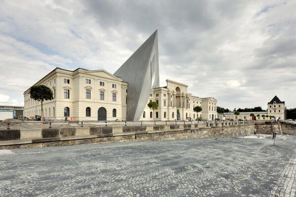 dresden military history museum by studio libeskind wins 2013 micheletti award. 
designboom.com/architecture/d…