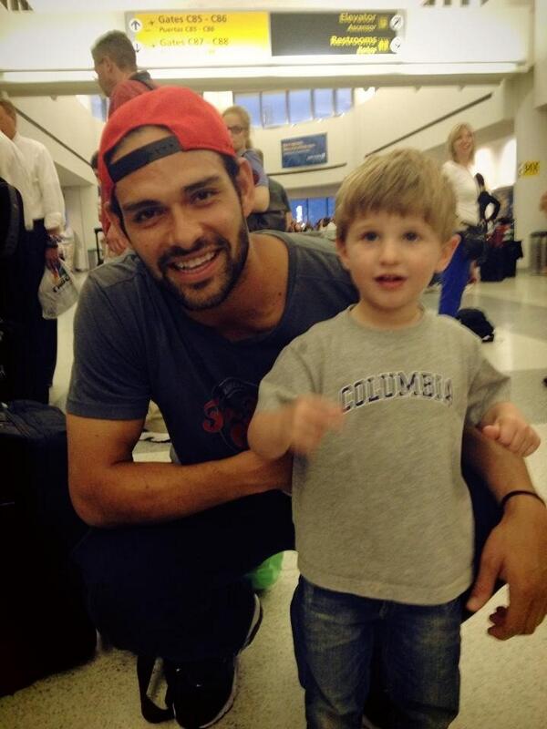 sramseyrodeo's tweet image. Reyce ran into @Mark_Sanchez today!