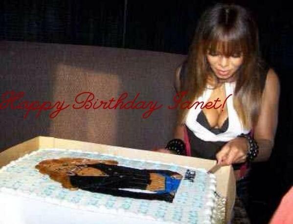 TheMJJFans's tweet photo. #HappyBirthdayJanet @janetjackson Happy Birthday Janet! http://t.co/0sNVpcUO7O