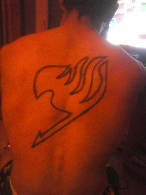 0kamiden's tweet photo. Logo Fairytail http://t.co/CJXA0IARVL