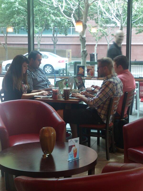 kaylieannkeith's tweet image. Definitely not the social media group #moxiejava #showusyourmoxie #zappos @grahamkahr