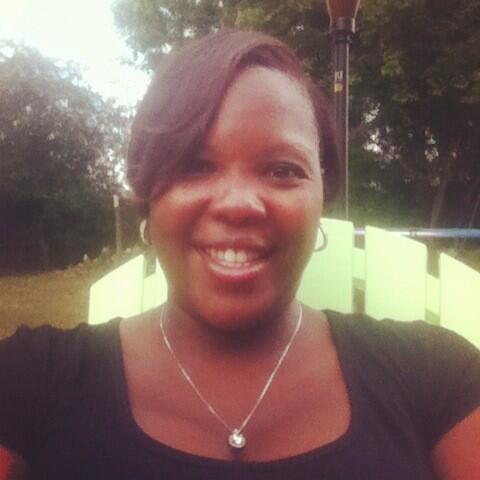 TamikaNelson06's tweet photo. @ETonlineAlert outside on my patio! SWEET HOME ALABAMA! #FanoftheDay http://t.co/Qi5Lzq31Yu