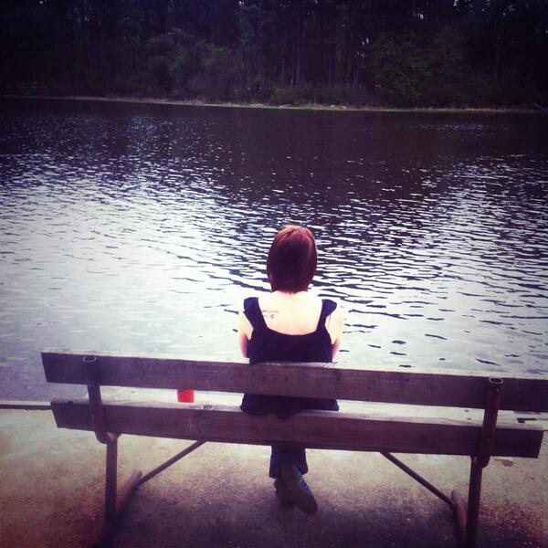 Can I go back to this place? #lake #water #readingbythelake #peaceful #cantwait