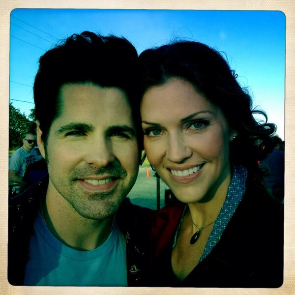 trutriciahelfer's tweet photo. I've got a new brother! @HelloJTHodges #cinemasiblings #ChristmasShare http://t.co/nnUsbPKhGE