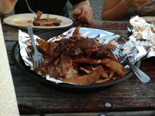 HydraBrewing's tweet photo. Delicious #BBQ http://t.co/9GRsKaFo7c