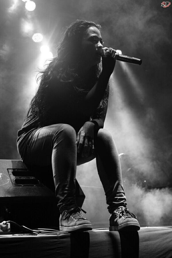 ZackyPhotograph tweet picture