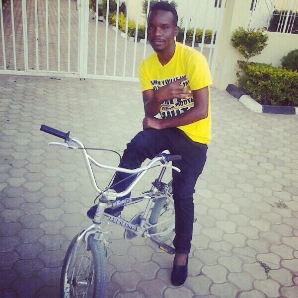 paparito45's tweet photo. Near at my college http://t.co/bB0JrslkMX