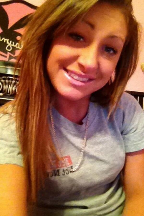 sunset121196's tweet image. #bedtime #HisChain #tiredAf ♥🙊