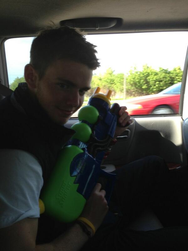 Ugghh #backseatbandits #ouuuouuouuouu <a href="/maxwellLattimer/">Maxwell Lattimer</a> @Evan_Cheng91 <a href="/Alexwalkr/">Alex</a> @gsch3nck <a href="/NickHarrisN7/">Nick Harris</a>