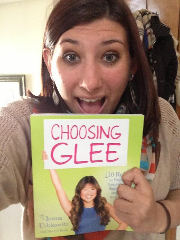 alexfalexx's tweet image. YES 😍😍😍 I fucking love you @JennaUshkowitz #ChoosingGlee #FinallyArrived