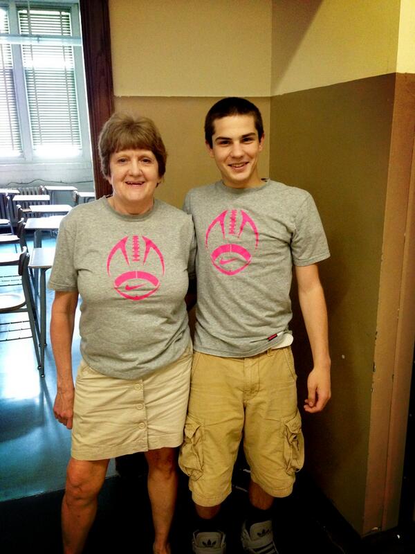 Twin Day!!  #LP @ImBackJack_