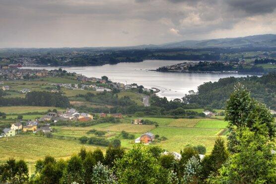 _Paisajes_'s tweet photo. ♕
                 KEEP
                 CALM 
                  AND
           FELIZ DÍA DAS
        LETRAS GALEGAS http://t.co/rbdGzygfsU