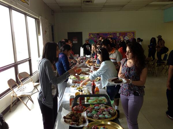 FraserNorfinch's tweet photo. Fraser Games Lunch http://t.co/rHHQTJsEbI