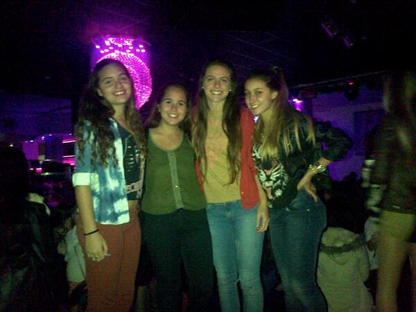 ValenGelsi's tweet image. Pacha con @MVicctoria @milicaram @CataGaarcia #FunTimeCopaPacha