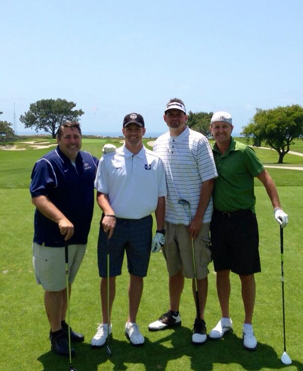 _CoachMattWells's tweet image. Awesome time today with some great Aggies!! @Acecarr #AggieNation #TorreyPines