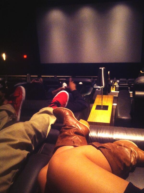 Antonia_Duggan's tweet image. Finally seeing Gatsby ❤ 
#thisneedstobeinmyhouse
#mightfallasleep
#socomfy
#gatsbywouldbeproud