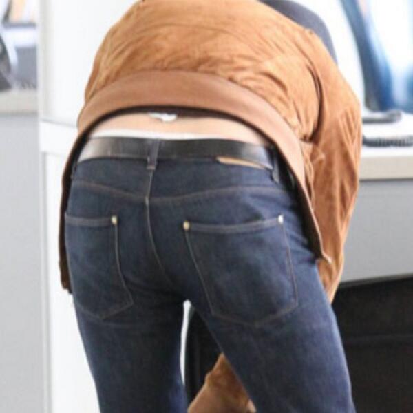 CelebrityButt's tweet photo. Celebrity Butt. Ryan Gosling http://t.co/uZHk5uyBmI