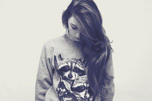 GIRLSFASHI0N's tweet photo. ♥ #RT if you want this sweater! ♥ http://t.co/PU6ttfteLX