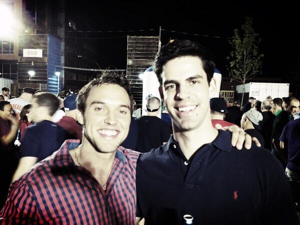 donovanmt's tweet image. @nlschmit my man. #imnotevenflexing