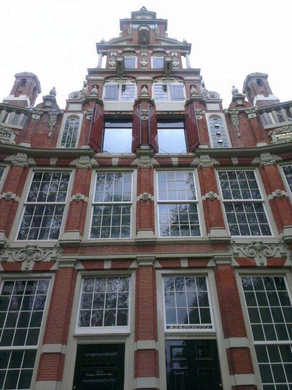 msterdam tweet picture