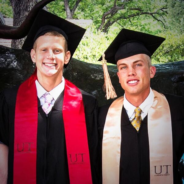 TexasMBB's tweet image. Congrats to our graduated seniors - Andrew Dick and Dean Melchionni! #UTgrad