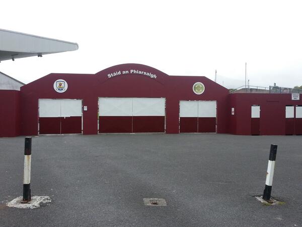 ParaicCollins's tweet photo. Pearse Stadium finally looking good for tomorrow #gaa @GalwayFootball @MayoGAA @GalwayGaillimh http://t.co/EtNtdFD6T4