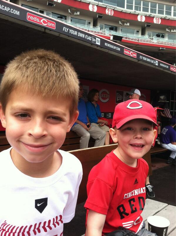 rmac24's tweet photo. @raybie23 @Reds These two http://t.co/pkDdsrBfhU