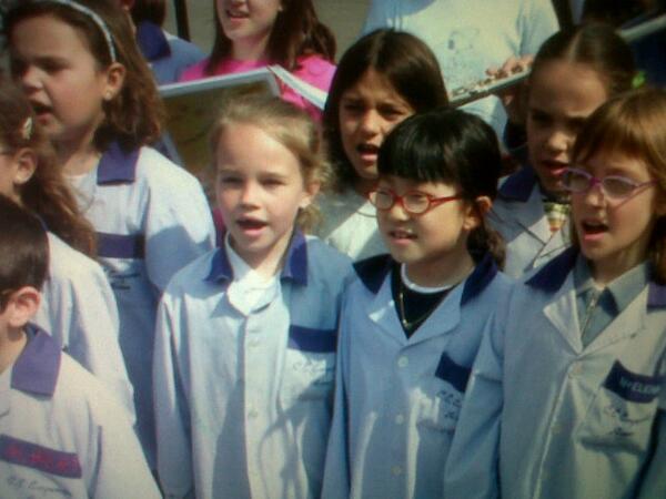 DarthRuc's tweet photo. @marinetaacomas @marionavinolasm @MaeMinobis et alt..a punt de deixar molts anys a una mateixa escola http://t.co/gF99yVlkFg