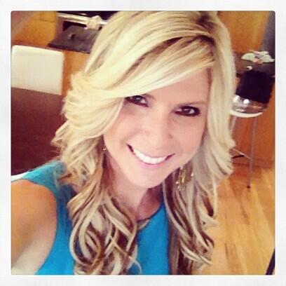 Nerves kicking in...heading out the door to co-host the #MCCAwards2013 w/ Chantal Lacroix <a href="/tatianatao/">Chantal Lacroix</a>! #Orangecares